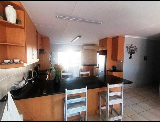 3 BEDROOM HOUSE FOR SALE IN ISLAND VIEW